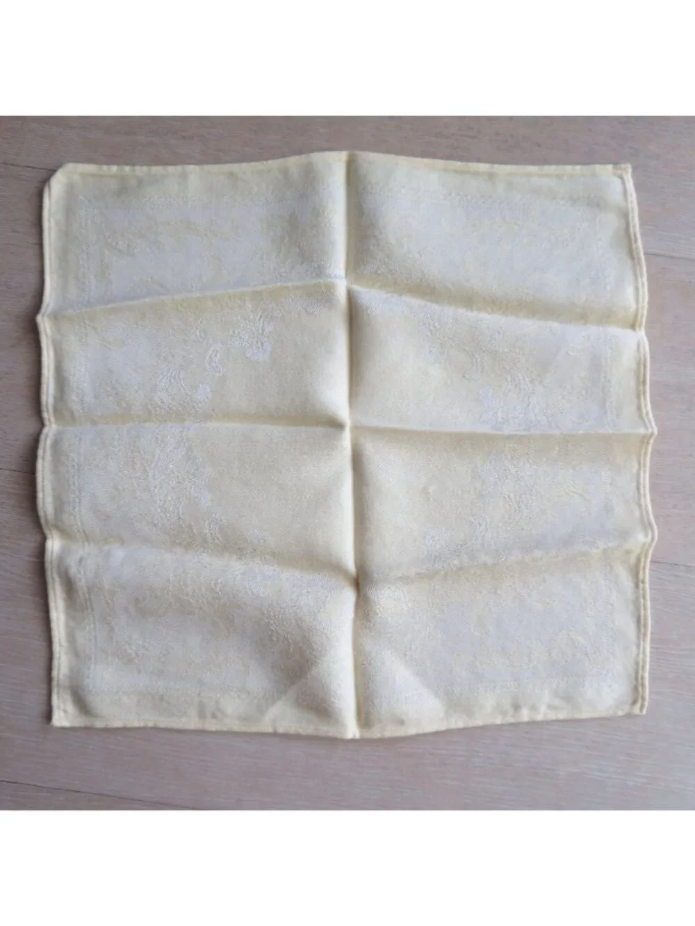 Set of 2 Vintage Yellow Linen Napkins Subtle Floral Jacquard Design 14